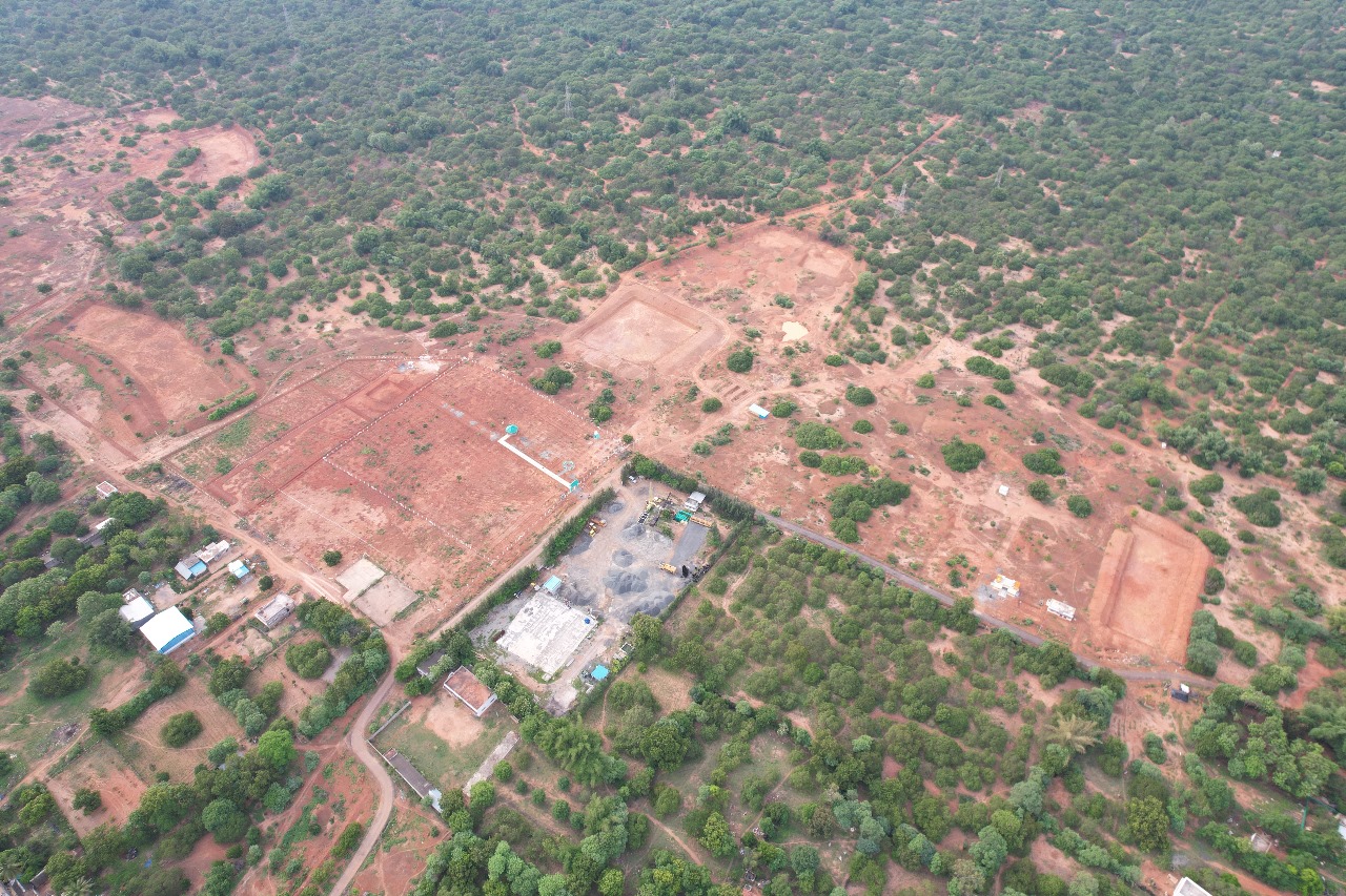 Aerial photograph of open land